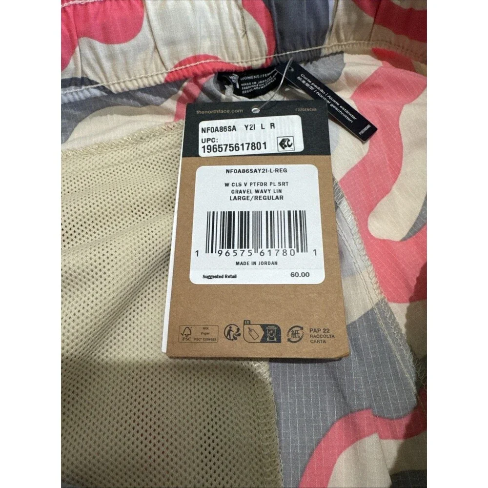 North Face Women's Class V Pathfinder Pull-On Short Flash Dry Size L Beige/Pink